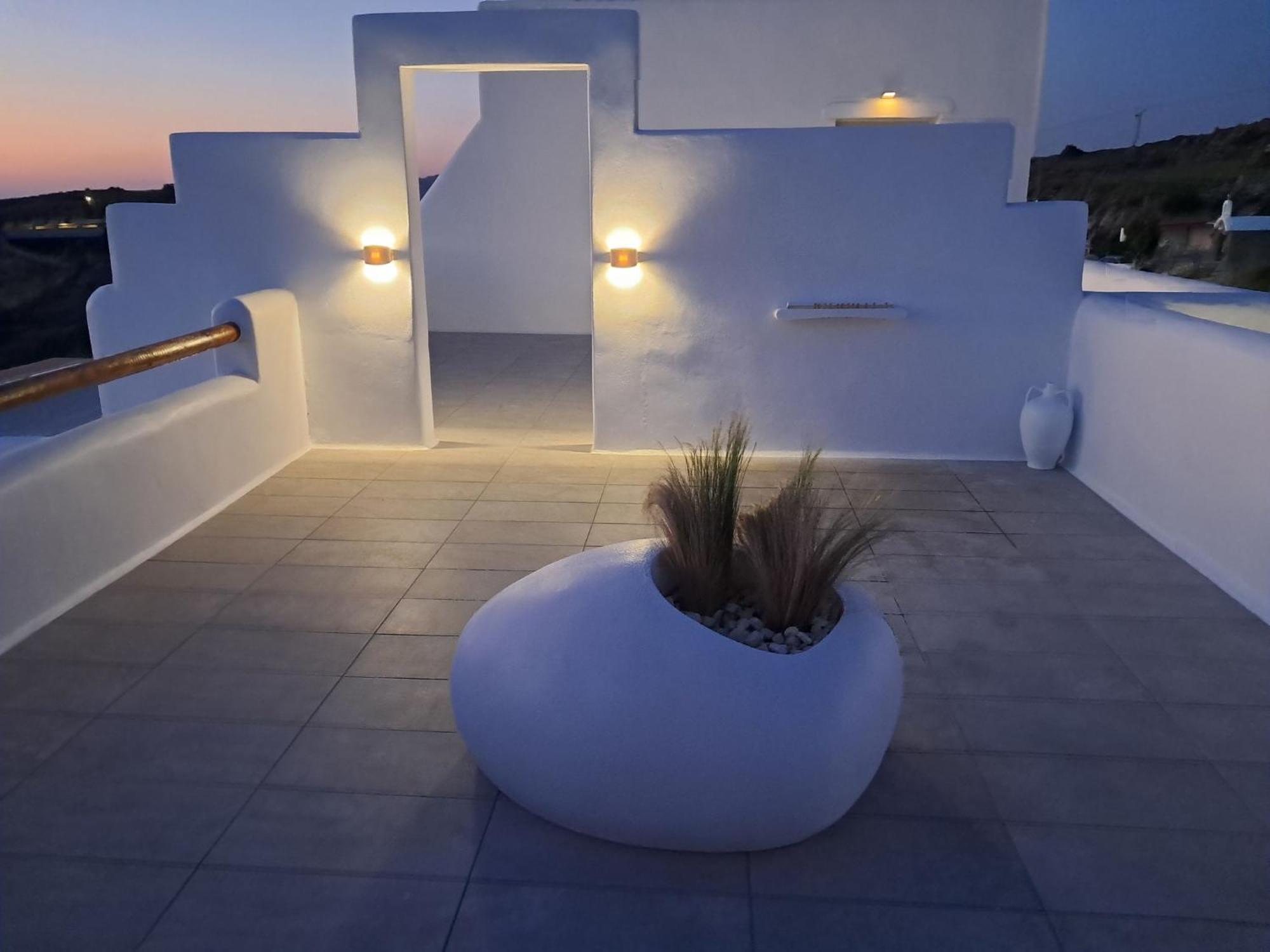 Ariadne'S Crown Luxury Suites With Private Pool Vivlos Exterior photo
