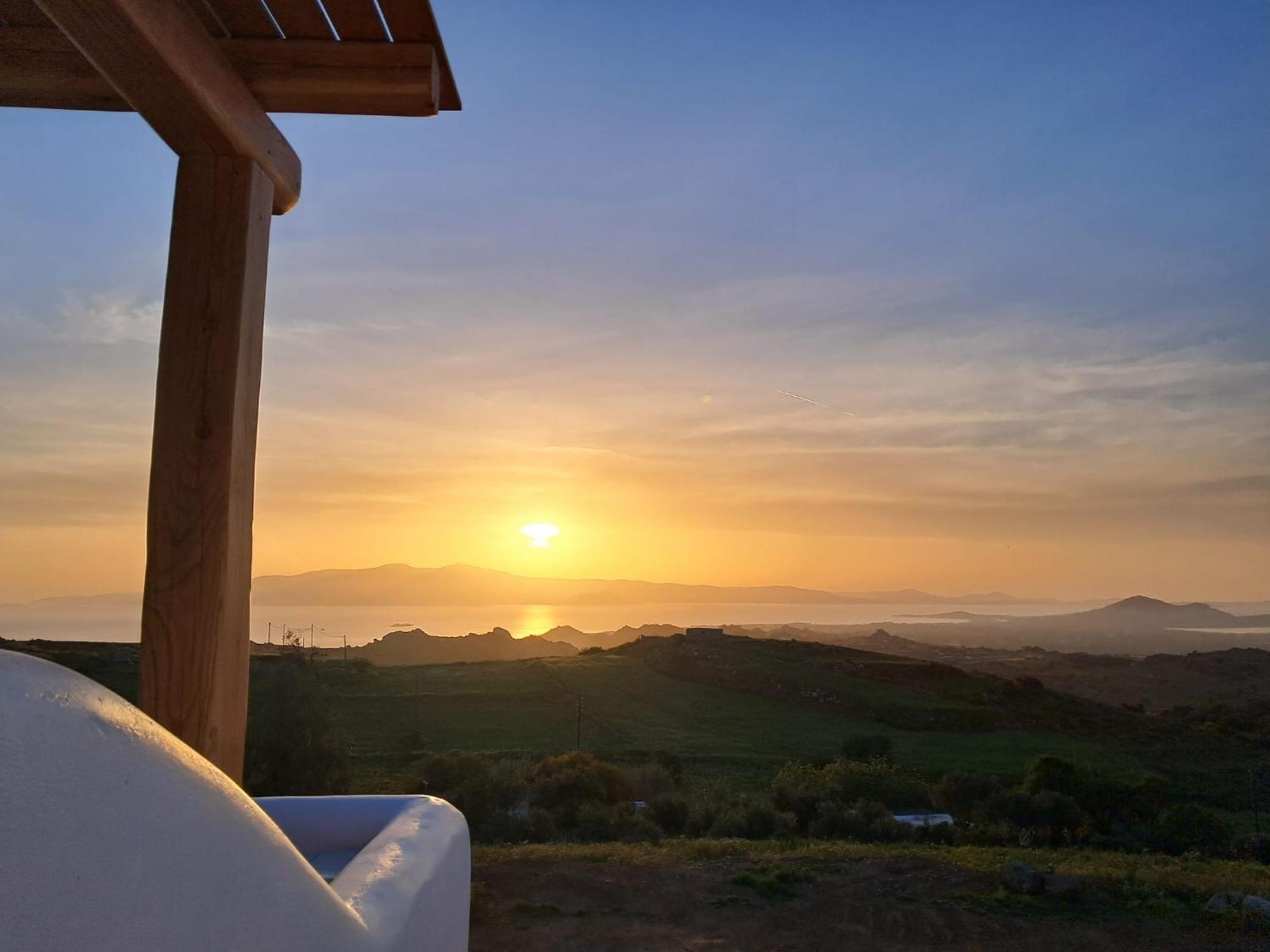 Ariadne'S Crown Luxury Suites With Private Pool Vivlos Exterior photo