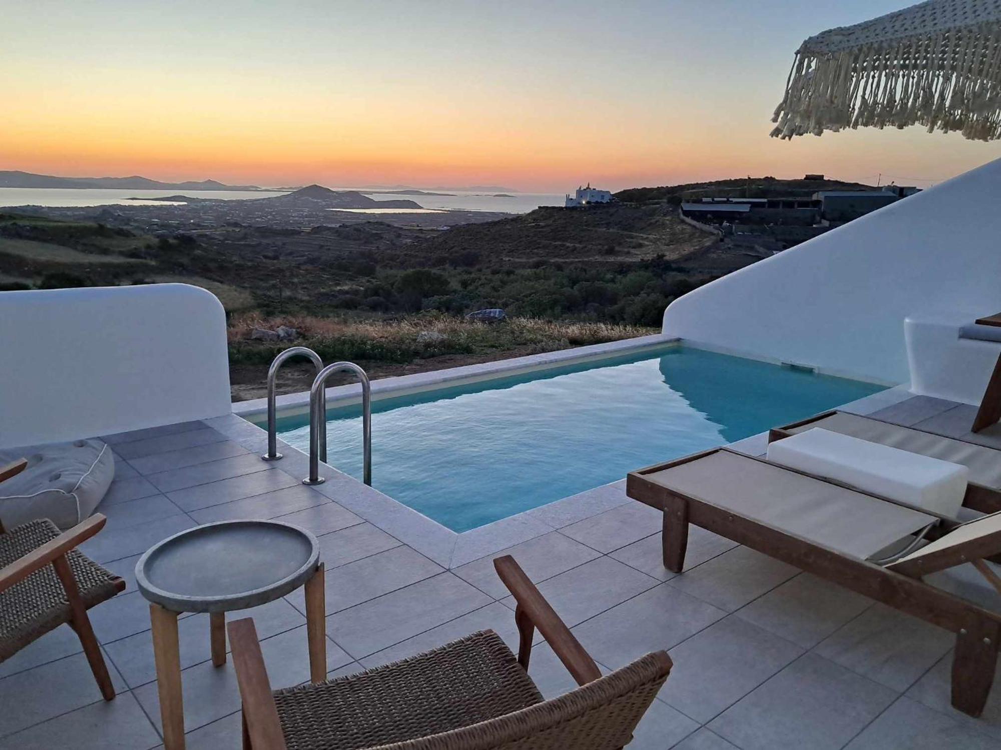 Ariadne'S Crown Luxury Suites With Private Pool Vivlos Exterior photo